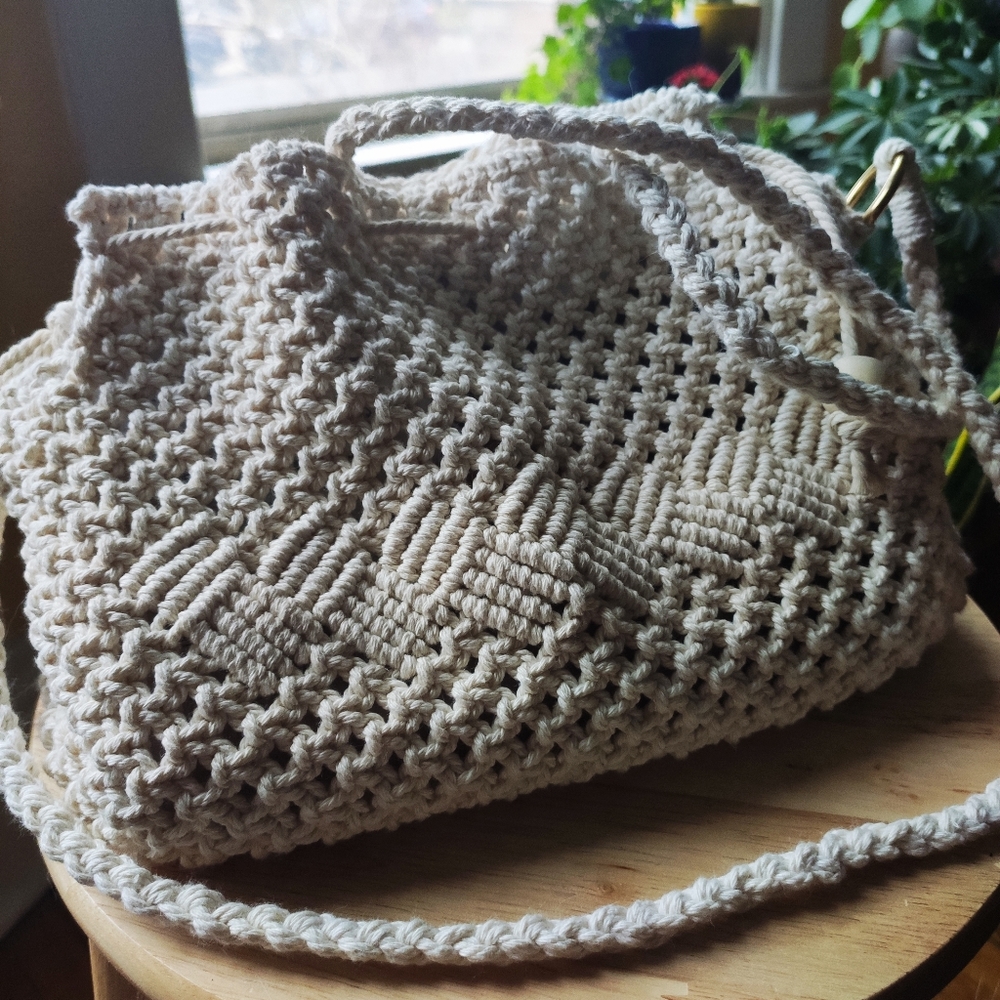 Macrame handbag - Picture 2 of 3